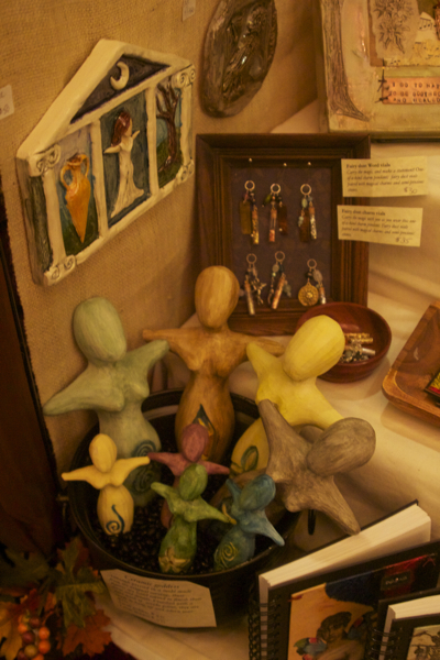 Cauldron of goddesses