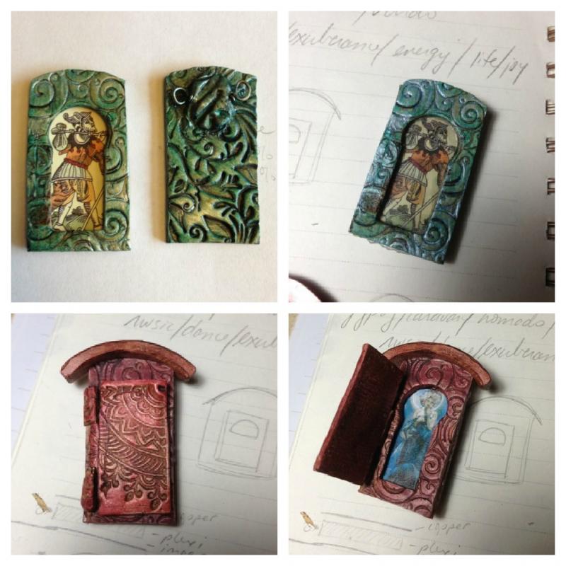 Keyhole vardo pendants