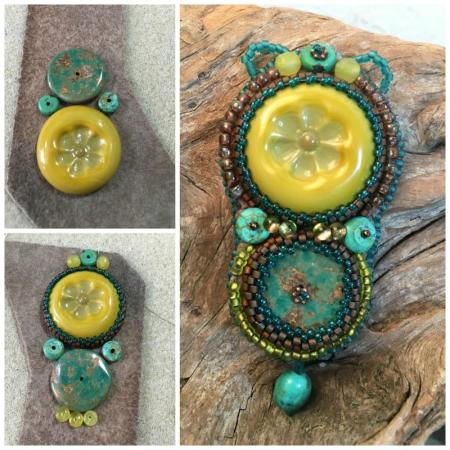 Sue beads in turquoise